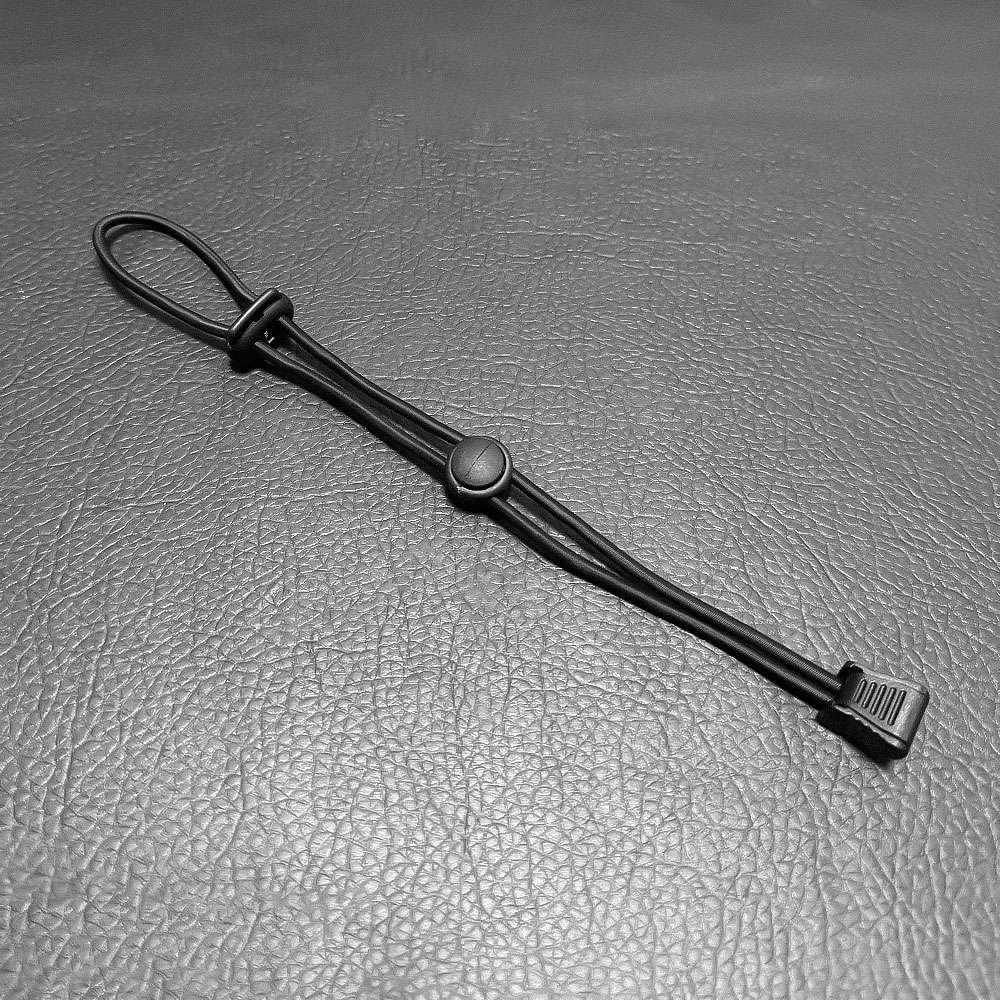 Outdoor Camping Equipment - เชือกยืดหยุ่นสำหรับกระเป๋าเป้กลางแจ้ง พร้อมหัวล็อค อุปกรณ์ตั้งแคมป์ ใช้ยึดไม้เท้าเดินป่า สายรัด คลิปไฟฉาย